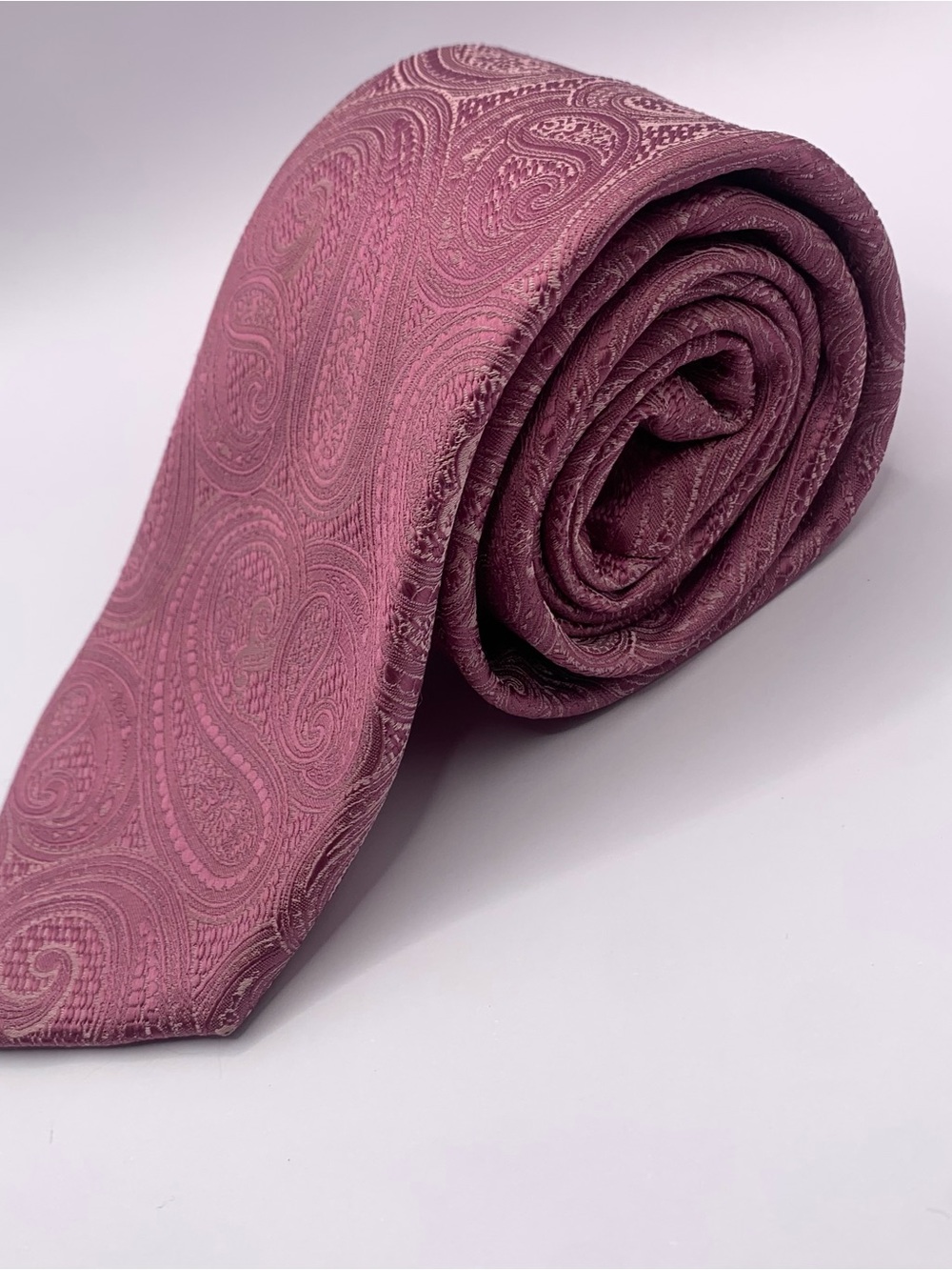Michael Kors Mauve Paisley Tie